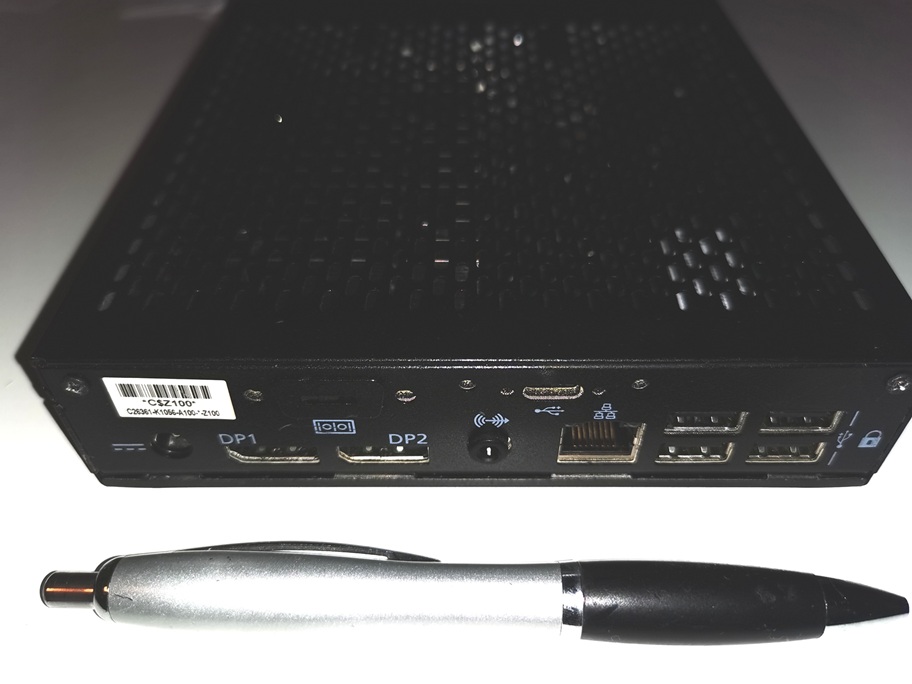 Rückansicht des Fujitsu Futro S740