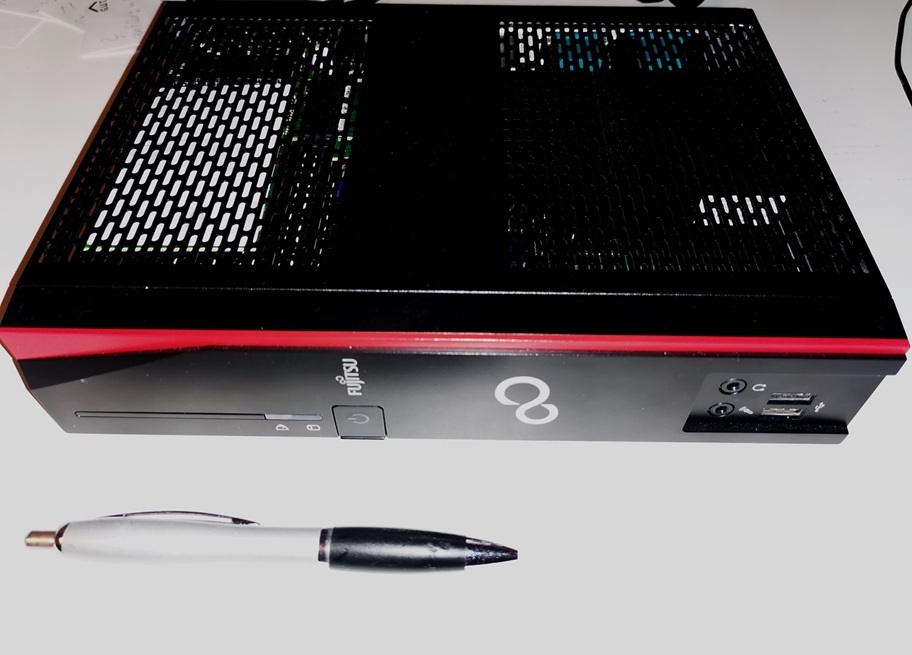 Vorderansicht des Fujitsu Futro S930